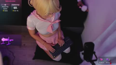 michelle_cutee_ online show from 12, 10, 2025