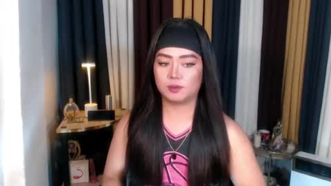 Snapshot of michellechannelxxx chatting on 15, 6, 2026 Michelle online show from 15, 6, 2026
