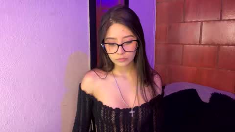 michellepetitte online show from 5, 8, 2026
