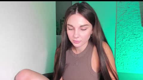 Snapshot of michelliibeautiful chatting on 27, 9, 2025 Michellee online show from 27, 9, 2025