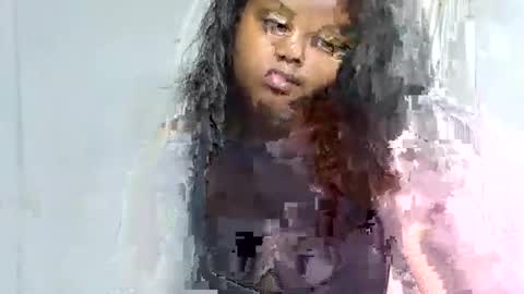 Snapshot of michou61 chatting on 19, 1, 2026 michou61 online show from 19, 1, 2026