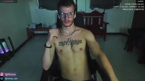 Snapshot of mickey_pict chatting on 2, 1, 2025 Mickey online show from 2, 1, 2025