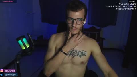 Snapshot of mickey_pict chatting on 5, 1, 2025 Mickey online show from 5, 1, 2025