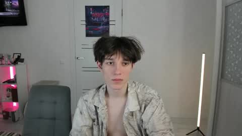 mickleloveu online show from 3, 12, 2025