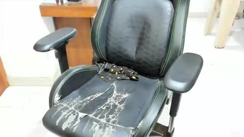 microfama00 online show from 3, 2, 2026