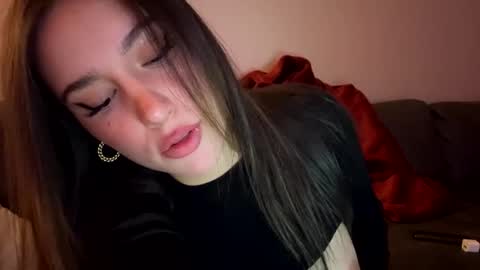 Snapshot of midnightcouple00 chatting on 9, 1, 2026 SexyLatinaCouple online show from 9, 1, 2026