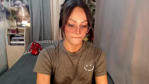 Snapshot of midnightraven27 chatting on 20, 9, 2025 Dont forget to follow online show from 20, 9, 2025