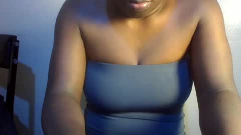 midnightt_curves online show from 30, 6, 2026