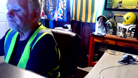 Snapshot of midwestdad09 chatting on 10, 9, 2025 midwestdad09 online show from 10, 9, 2025