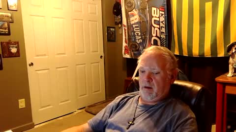 Snapshot of midwestdad09 chatting on 28, 9, 2025 midwestdad09 online show from 28, 9, 2025