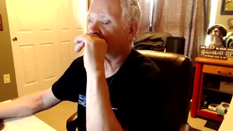 Snapshot of midwestdad09 chatting on 6, 10, 2025 midwestdad09 online show from 6, 10, 2025