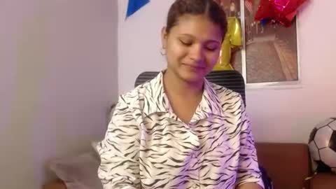 Snapshot of miel_alisha chatting on 24, 6, 2026 miel online show from 24, 6, 2026