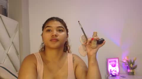 Snapshot of miel_alisha chatting on 11, 7, 2026 miel online show from 11, 7, 2026