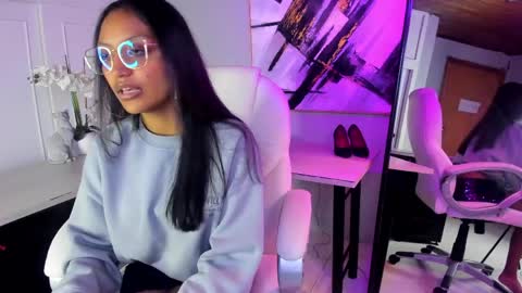 Snapshot of miel_ambar chatting on 29, 4, 2026 miel_ambar online show from 29, 4, 2026
