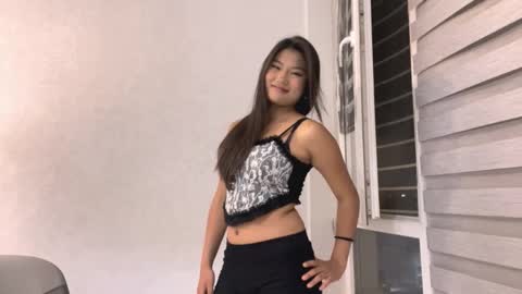 Mia online show from 28, 10, 2025