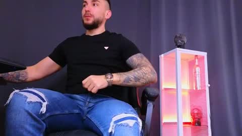 MightyAaron online show from 23, 2, 2025