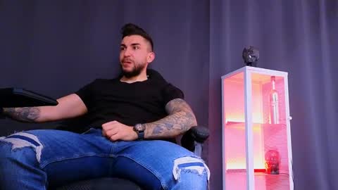 MightyAaron online show from 1, 3, 2025