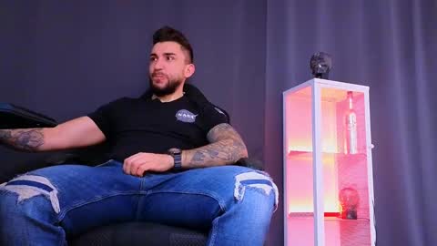 MightyAaron online show from 7, 3, 2025