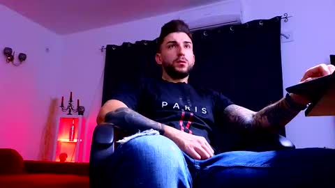 MightyAaron online show from 2, 10, 2025