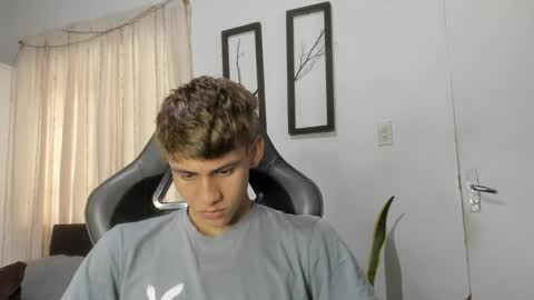 Miguel Hernandez online show from 19, 2, 2025