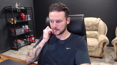 Snapshot of mihasikd chatting on 6, 11, 2025 Misha Winchester online show from 6, 11, 2025