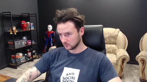 Misha Winchester online show from 7, 4, 2026