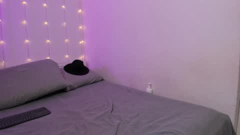 miia_oceann online show from 28, 1, 2025