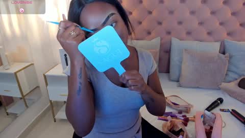 Miia Schwarz  online show from 15, 1, 2025