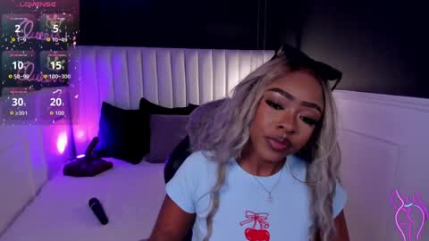 Miia Schwarz  online show from 10, 4, 2026