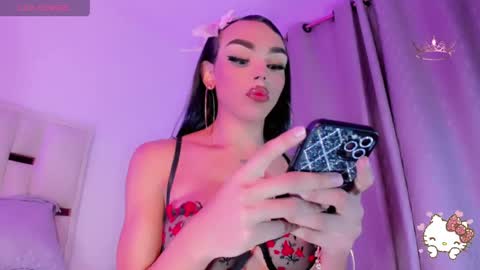 Snapshot of miia_sophia chatting on 25, 4, 2026 online show from 25, 4, 2026