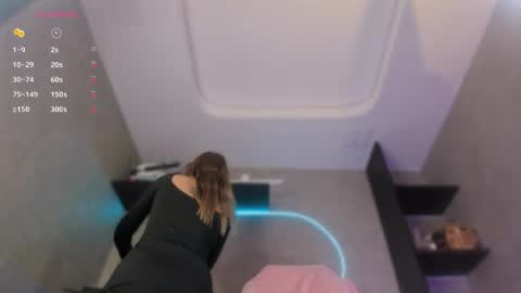 miia_sttone online show from 4, 4, 2026