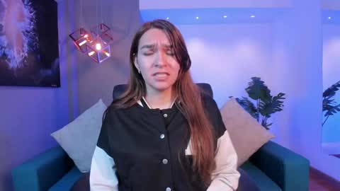 Miia 3 online show from 13, 9, 2025