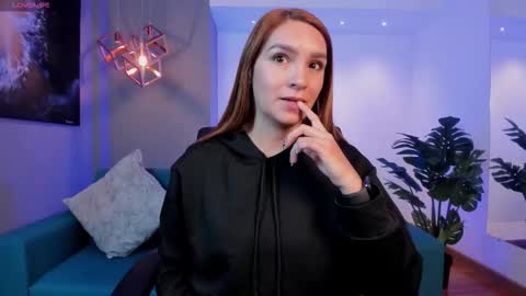 Miia 3 online show from 10, 2, 2026