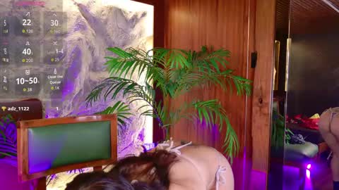 Snapshot of miiaa_cooper chatting on 18, 4, 2026 CALL ME MIA online show from 18, 4, 2026