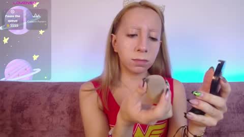 Snapshot of miiaa_doll chatting on 29, 10, 2025 MIIA online show from 29, 10, 2025