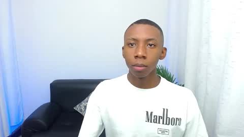 Snapshot of miiloo18 chatting on 29, 10, 2025 Jordan online show from 29, 10, 2025