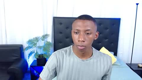 Snapshot of miiloo18 chatting on 4, 11, 2025 Jordan online show from 4, 11, 2025