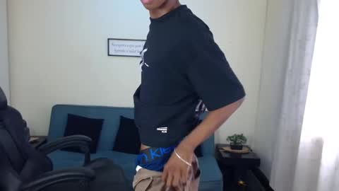 Snapshot of miiloo18 chatting on 5, 11, 2025 Jordan online show from 5, 11, 2025