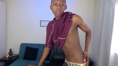 Snapshot of miiloo18 chatting on 11, 11, 2025 Jordan online show from 11, 11, 2025