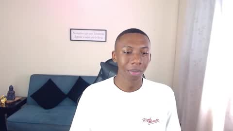 Snapshot of miiloo18 chatting on 26, 11, 2025 Jordan online show from 26, 11, 2025