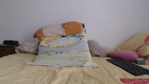 Snapshot of miilu74 chatting on 24, 1, 2025 Miilu74 online show from 24, 1, 2025