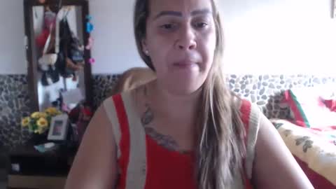 Snapshot of miilu74 chatting on 14, 12, 2025 Miilu74 online show from 14, 12, 2025