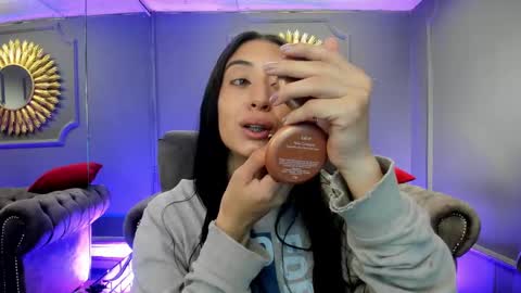 miilu  online show from 14, 12, 2024