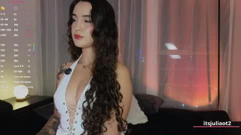   online show from 25, 4, 2026