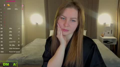 Snapshot of mika_bloom chatting on 3, 12, 2025 Mika online show from 3, 12, 2025