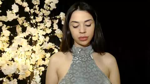 Snapshot of mika_gold7 chatting on 5, 12, 2024 Mika online show from 5, 12, 2024