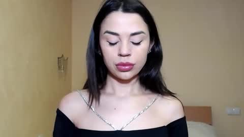 Snapshot of mika_gold7 chatting on 19, 2, 2025 Mika online show from 19, 2, 2025