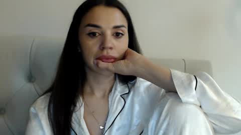 Snapshot of mika_gold7 chatting on 1, 10, 2025 Mika online show from 1, 10, 2025