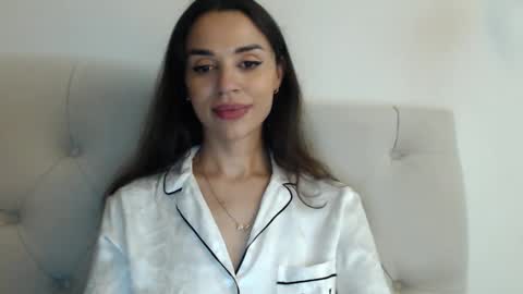 Snapshot of mika_gold7 chatting on 13, 10, 2025 Mika online show from 13, 10, 2025