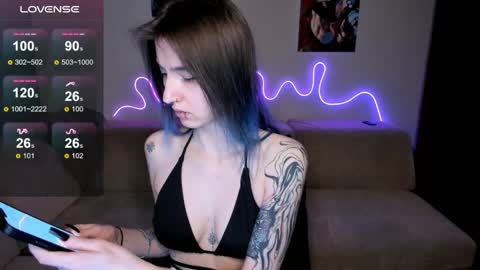 Mika online show from 5, 4, 2026